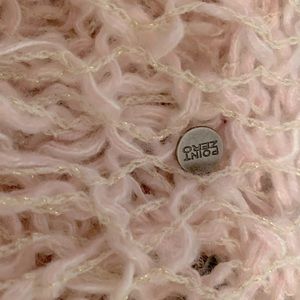 Point zero fall/winter scarf in pale pink/cream